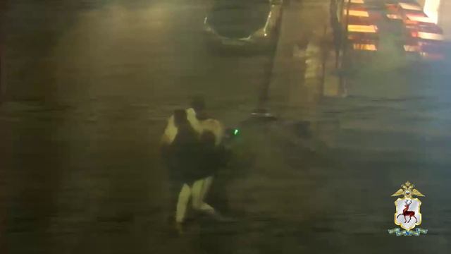 Полицейские задержали зачинщиков конфликта у одного из городских кафе. смотреть онлайн