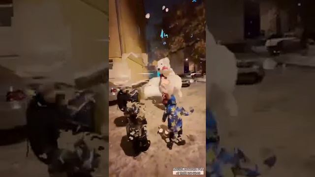 Белый Мишка Данилка поздравляет Романа 🐻❄️🐻❄️🐻❄️🐻❄️🐻🐻🐻 смотреть онлайн