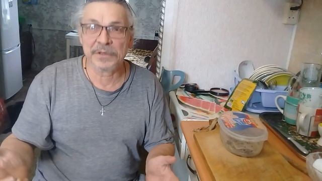 МУЖ КУПИЛ самую дешёвую рыбу Вкусная рыбка ! Жарим вялим смотреть онлайн