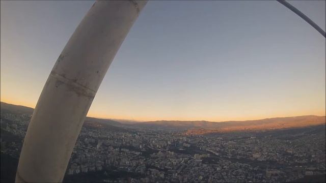 ГРУЗИЯ | ТБИЛИСИ | ВИД НА ТБИЛИСИ С КОЛЕСА ОБОЗРЕНИЯ смотреть онлайн