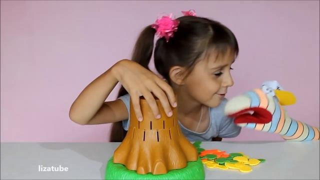 Бешеная БЕЛКА Игра - ЧЕЛЛЕНДЖ ? Лиза и Червяк ШОУ смотреть онлайн