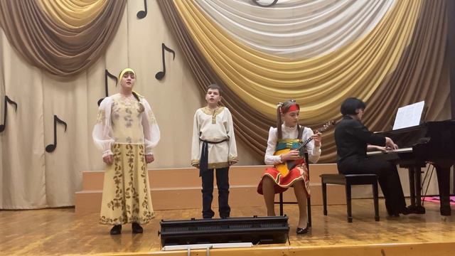 Ю.Чичков "Балалайка". Дуэт- Лукиных Никита и Максимова Дарья. Соло балалайки - Симонова Екатерина смотреть онлайн