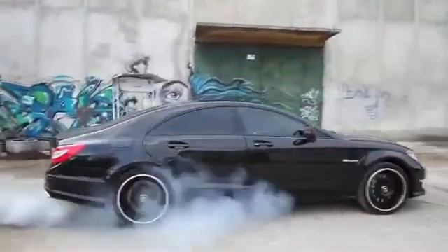 Mercedes-Benz CLS 63AMG Stage 2  Burnout , Drift