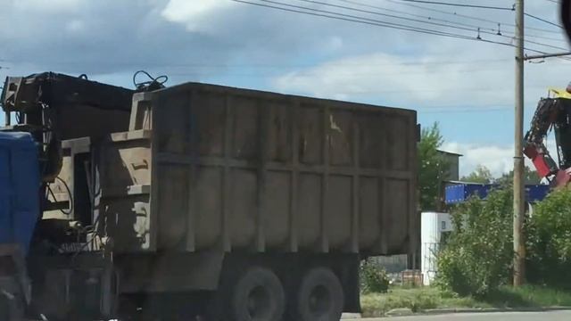 Робот Бамблби в Казани смотреть онлайн