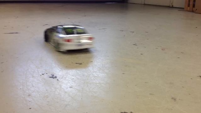 HPI Drift MONSTER ENERGY FALKEN TIRE смотреть онлайн