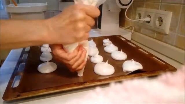 Торт безе с желтково масляным кремом смотреть онлайн