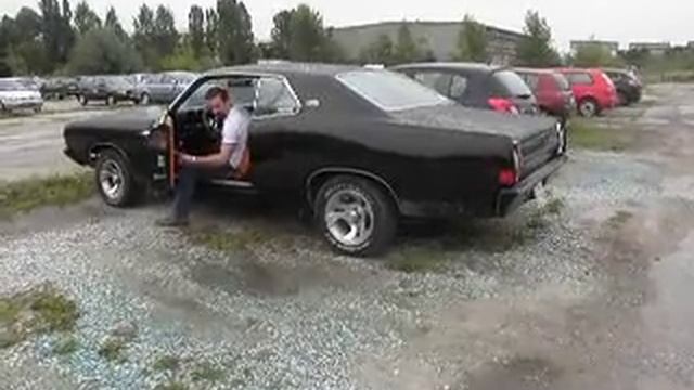 1968 Ford Torino - Modded 302 V8; Firing Up