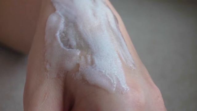 ОНА НЕ РАБОТАЕТ!!! // The Saem Gem Miracle Black Pearl O2 Bubble Mask смотреть онлайн