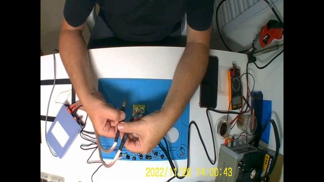 Testando minha maquina de solda ponto Foot Portable Spot Welder 5000W High Power смотреть онлайн