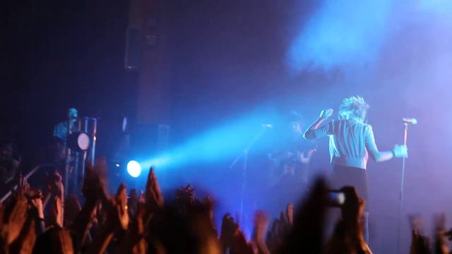 Alai Oli - Мегаполисы(Live) @Аврора 01.12.12 смотреть онлайн