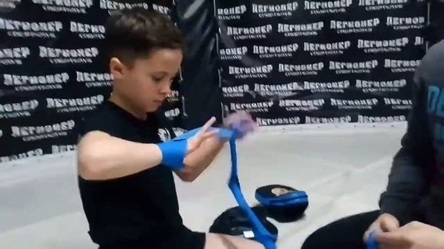 Первый урок- наматывание бинтов смотреть онлайн