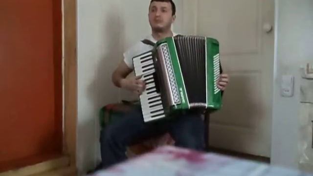 Очи чёрные на аккордеоне смотреть онлайн