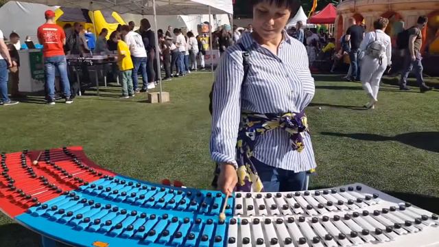 Невозможно остановиться когда вдруг почувствуешь себя музыкантом смотреть онлайн