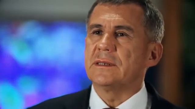 Президент поздравляет с 8 Марта смотреть онлайн