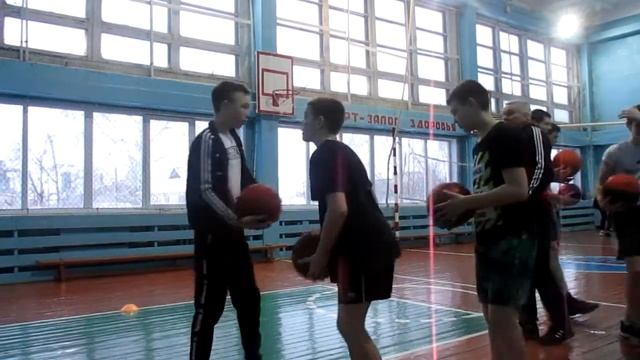 Урок физической культуры в 8 классе №2 смотреть онлайн