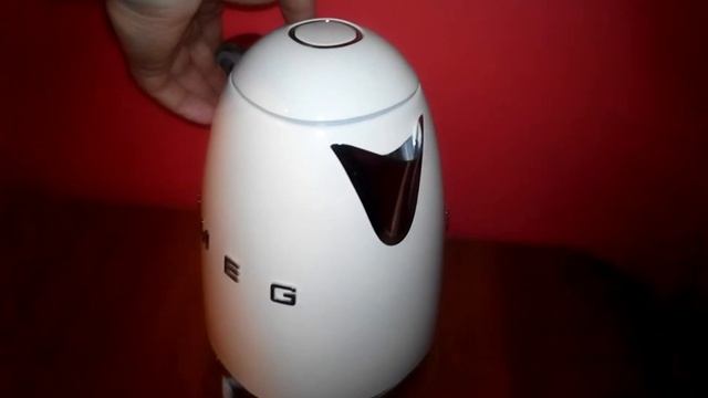 Чайник Smeg KLF03CREU, проверка 14.03.2018 смотреть онлайн