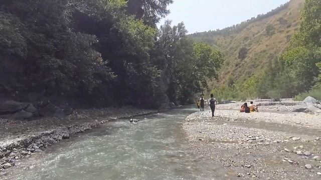 Gole dell'Alcantara, trekking fluviale - River trekking to the Alcantara gorges #golealcantara смотреть онлайн