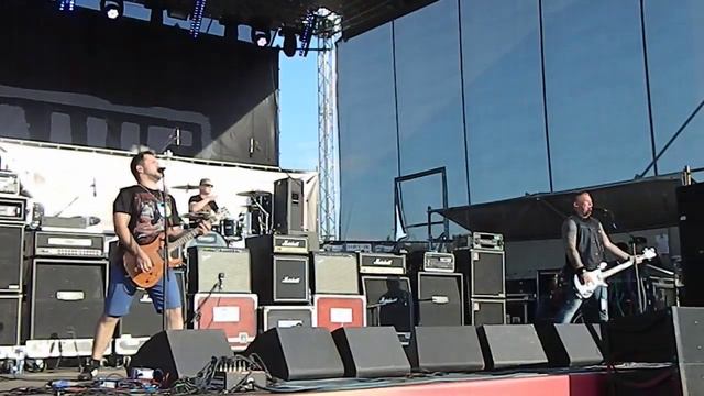 FTB - Сколько ты стоишь (НАШЕствие 2014, 06.07.2014) смотреть онлайн