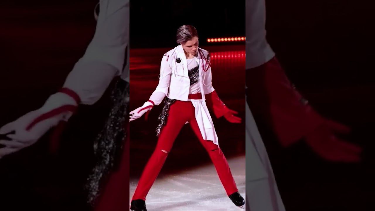 Евгений СЕМЕНЕНКО: Яркий образ и партнерша на турнире шоу-программ "Русский вызов" смотреть онлайн