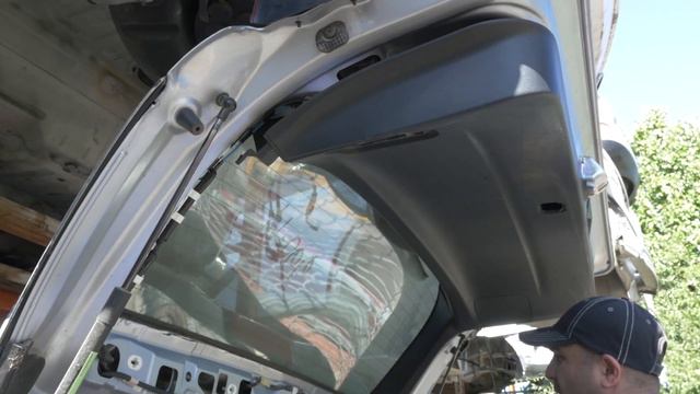 How to Remove a Tailgate Tail Light - 2017 Subaru Impreza смотреть онлайн