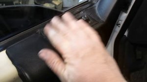 Не работает электростеклоподъемник,устраняем неисправность.