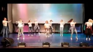 701 Вокальный ансамбль "Ремикс" п.г.т. Уренгой — песня «Да я мать, и я умею танцевать»