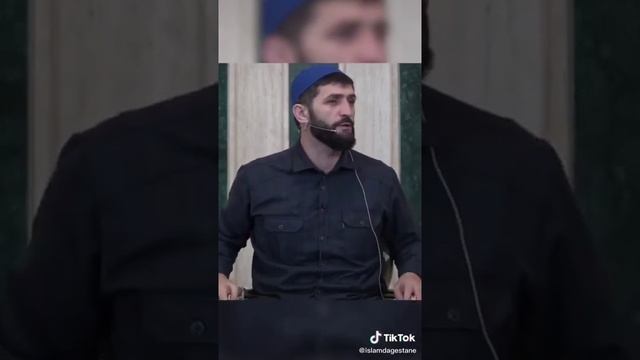 ВСЮ ЖИЗНЬ СИДИТ В ТЕЛЕФОНЕ? смотреть онлайн