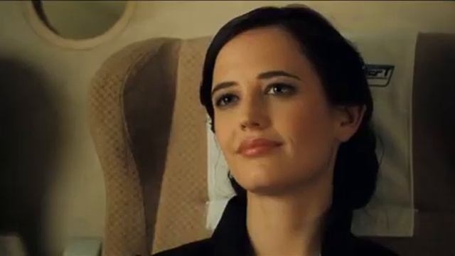 Casino Royale  Bond First Meeting With Vesper Lynd In Train