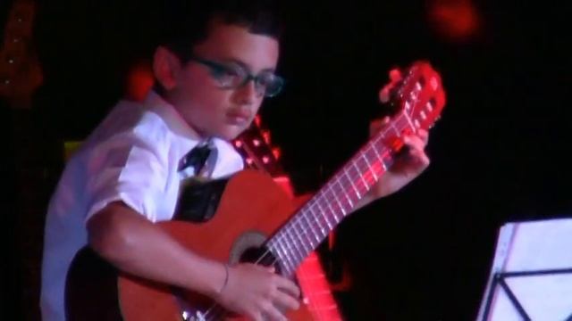 Live At The Theater 2017 - Ale plays Tango, Vivaldi & Beethoven with Classic Guitar смотреть онлайн