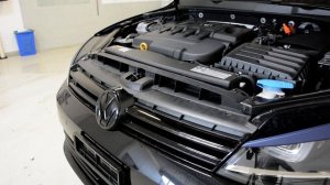 VW Golf 7 R Line  Front Grill Removal