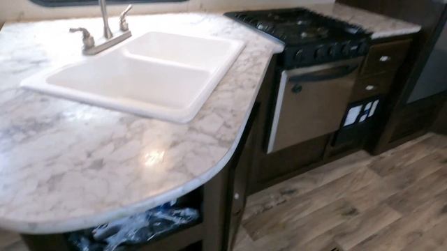 SOLD!2018 Keystone Springdale 240BH Travel Trailer, Slide, Bunks, Sleeps 7, Outdoor Kitchen, $19,90 смотреть онлайн