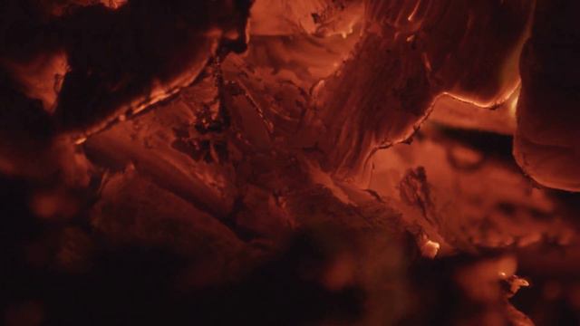 ПОКА ОГОНЬ В КАМИНЕ НЕ ПОГАС 🔥 смотреть онлайн