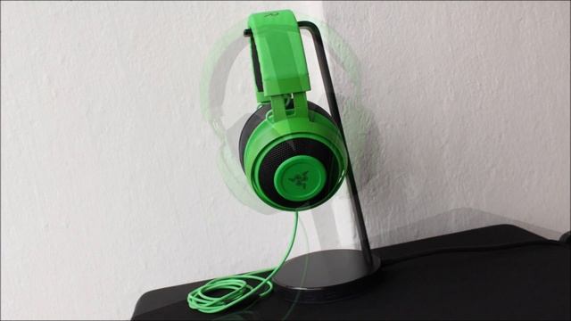 UNBOXING - RAZER BASE STATION V2 CHROMA смотреть онлайн