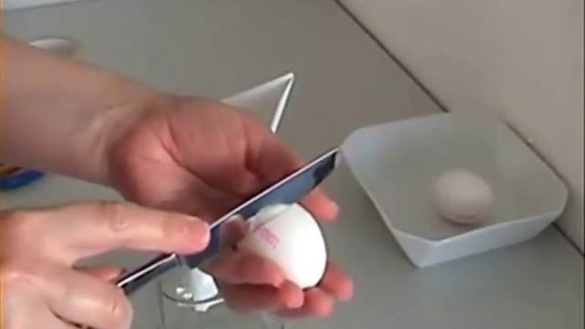 Как отделить желтки от белков. смотреть онлайн