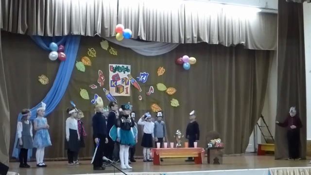 День Чуковского В Бийском Лицее. Спектакли первых классов. 2016 год смотреть онлайн