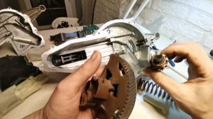 15) Актуатор сцепления Lada Vesta, Разборка, смазка и сборка