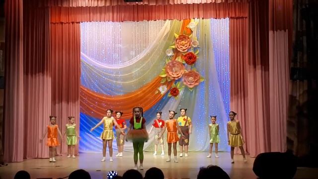 "По дороге с Пеппи"" младшая группа 8-9 лет смотреть онлайн
