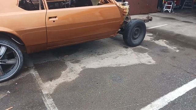 1979 Chevy Impala is painted смотреть онлайн