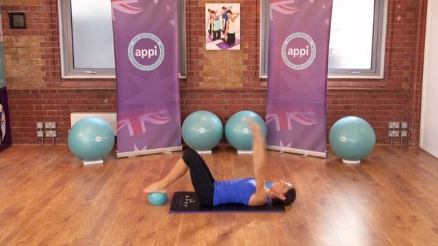 APPI Pilates double leg stretch exercise using the Pilates soft ball смотреть онлайн