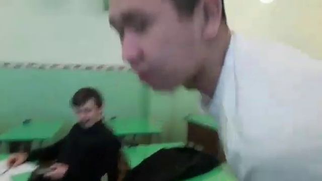 Типичные Будни Школьников ( 10 Класс ) смотреть онлайн