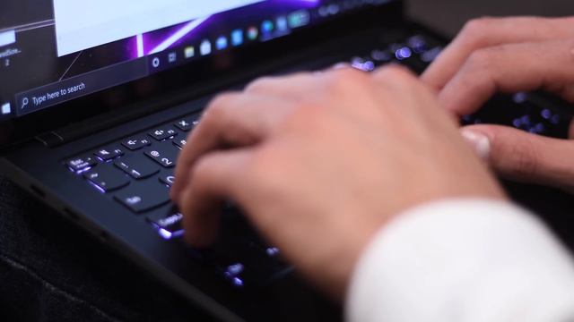 Lenovo Yoga Slim 9 Review || أشيك لابتوب جربته ! смотреть онлайн