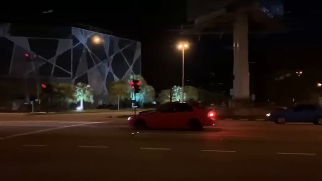 Layan anti lag tak perasan ada polis !! | Malam minggu, pops and bangs, accelerations, burnouts! смотреть онлайн