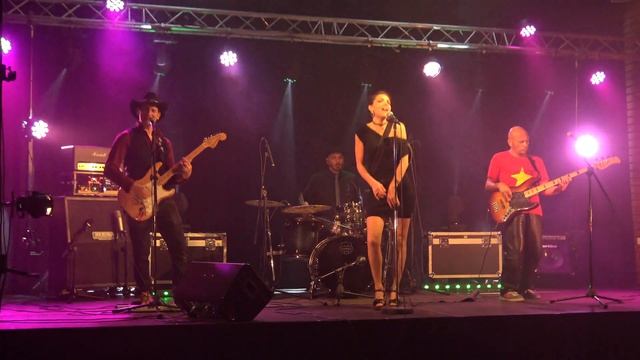 Let's Twist Again Cover - Sharewood смотреть онлайн