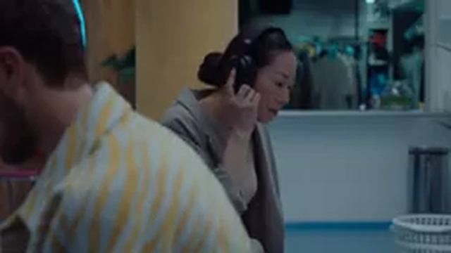 Sennheiser MOMENTUM 4 Wireless Headphones - Introducing смотреть онлайн