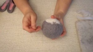 Как сделать шерстяного кролика. Пошаговый мастер-класс по сухому валянию из шерсти, для начинающих.