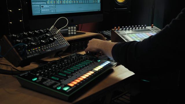 In My Mind (Live Jam) Ableton Live, mother32, tr-8, launch control xl смотреть онлайн