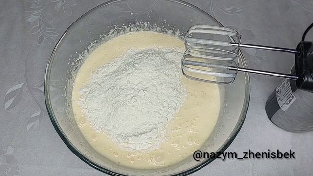 Йогуртты пирог. Йогуртовый пирог #пирогкакторт #өтедәмдіпирог смотреть онлайн