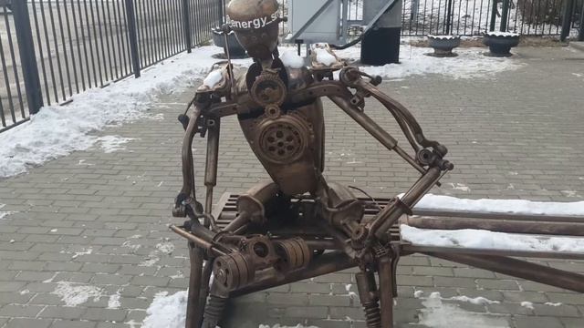 Железный человек в Смоленске - смотрите пока не заржавел) смотреть онлайн
