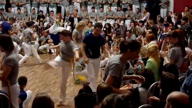 REAL CAPOEIRA 1804-2013 BATIZADO-1 смотреть онлайн