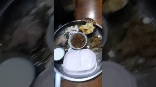 Шведский стол для котика смотреть онлайн